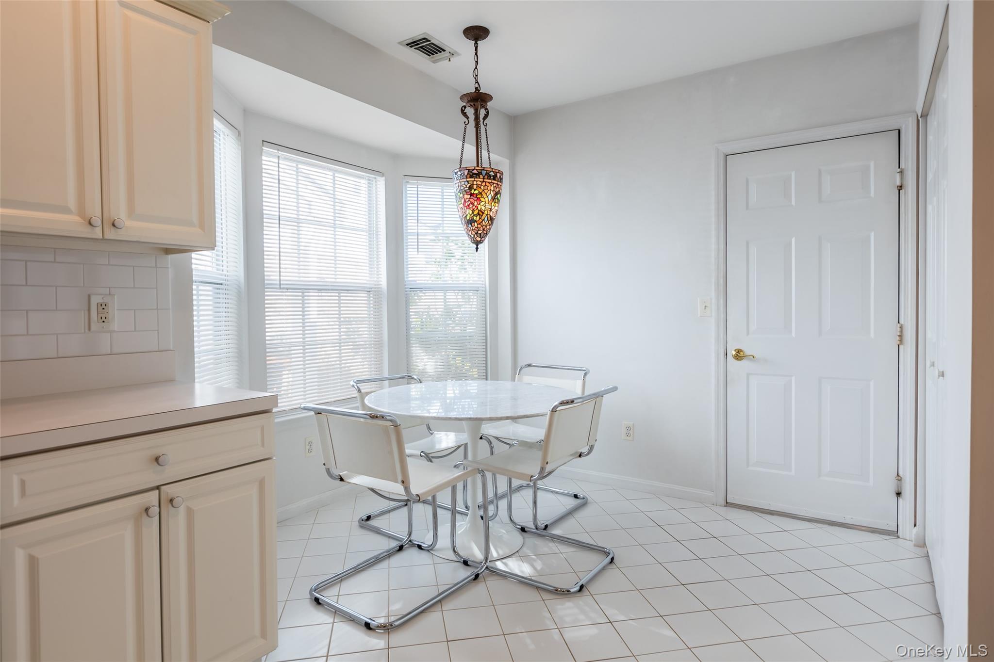 29 Madison Circle – For Sale photo 12