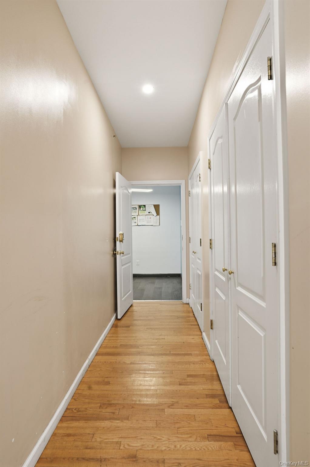 21 Dinev Road – For Sale photo 10