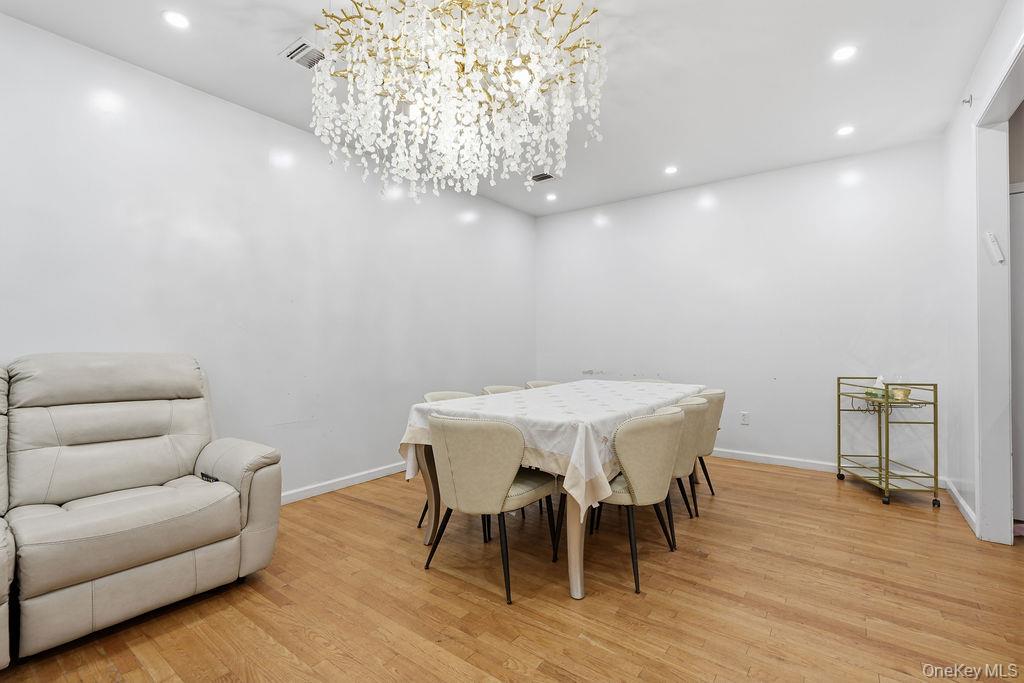 21 Dinev Road – For Sale photo 15