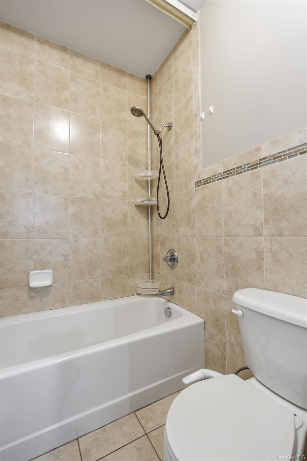 21 Dinev Road – For Sale photo 30