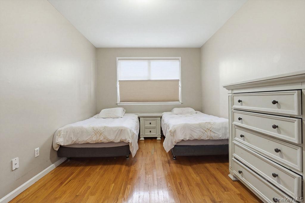 21 Dinev Road – For Sale photo 22