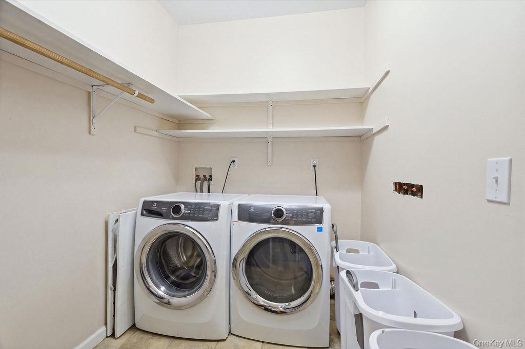 21 Dinev Road – For Sale photo 32