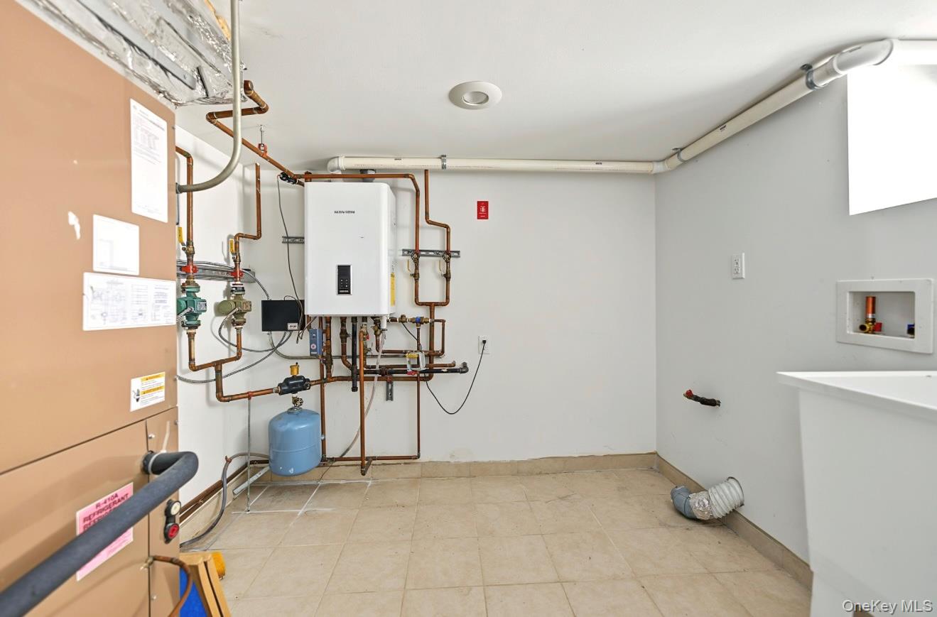 30 North Drive – For Sale photo 29