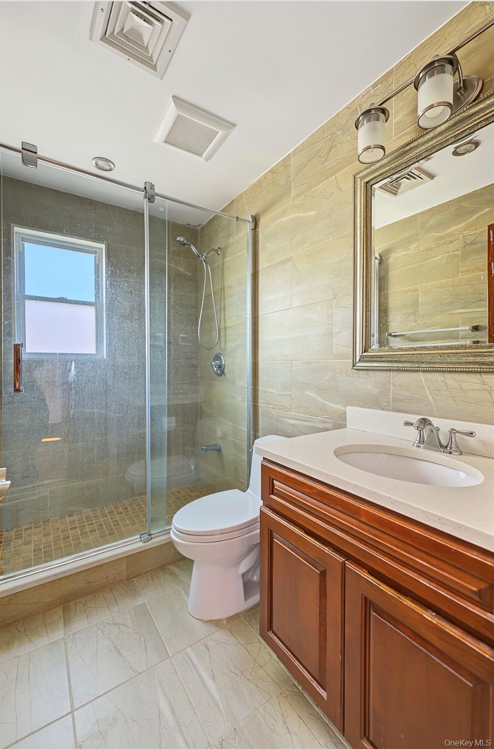 30 North Drive – For Sale photo 22