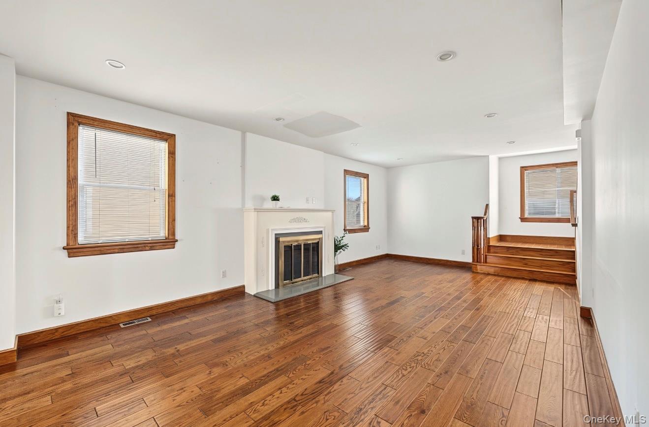 30 North Drive – For Sale photo 7