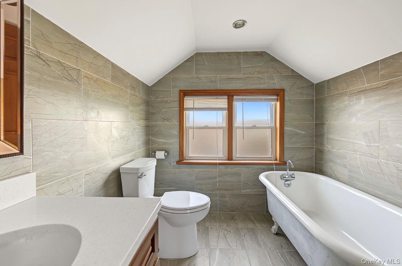 30 North Drive – For Sale photo 26