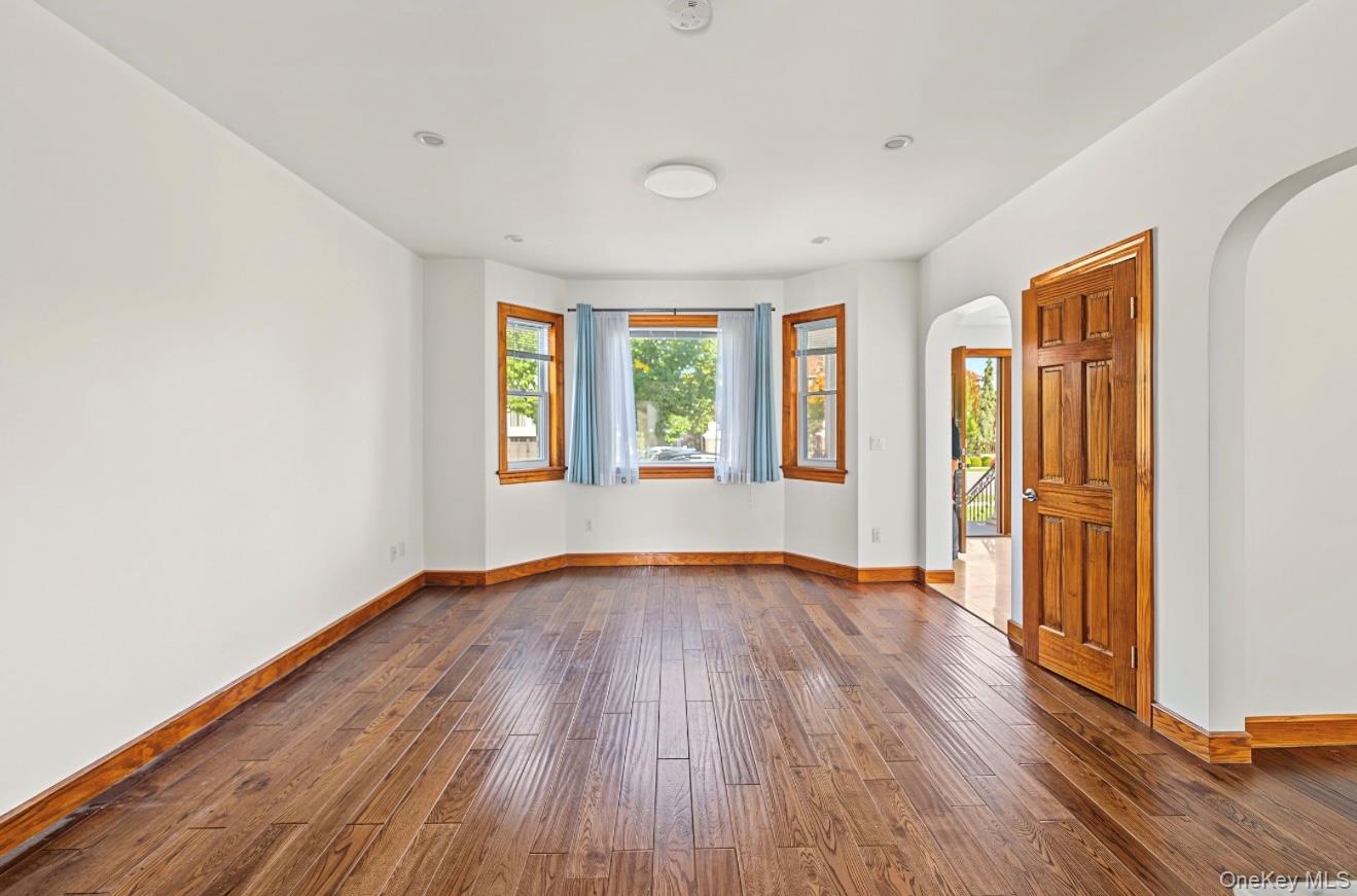30 North Drive – For Sale photo 6