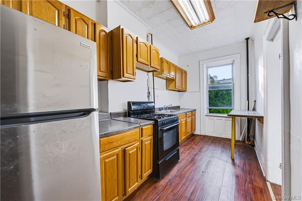 58-34 Catalpa Avenue – For Sale photo 29