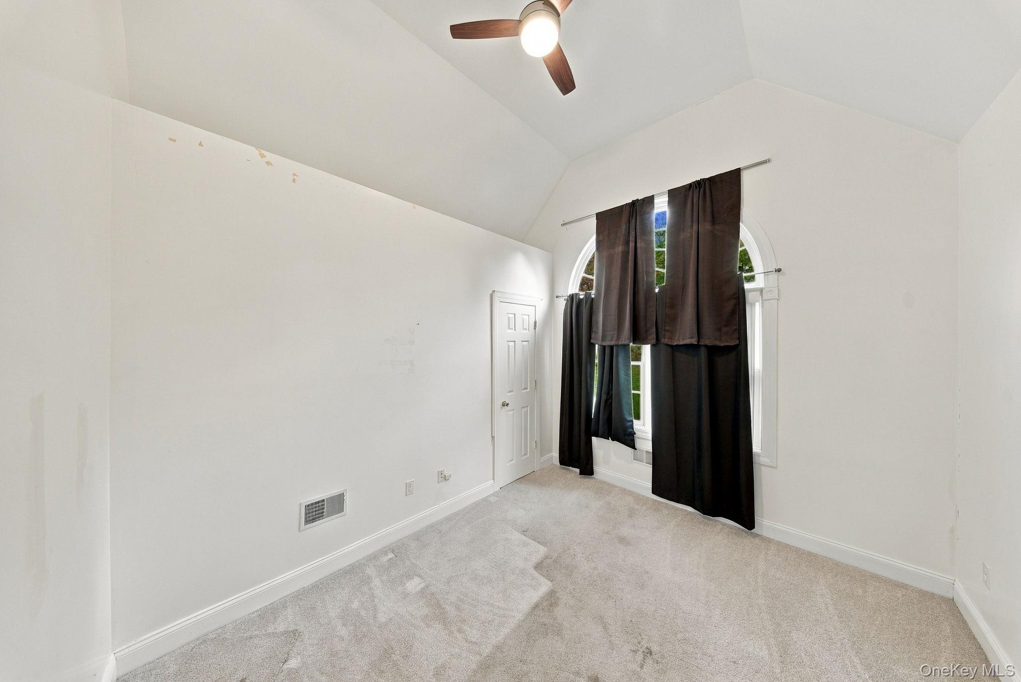 576 Burlingham Road – For Sale photo 20