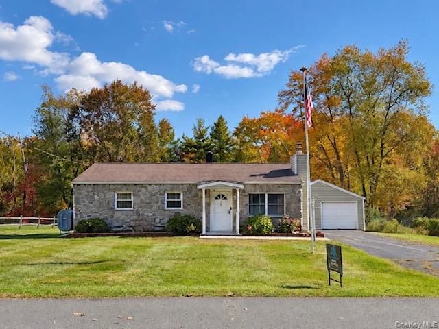 19 Greentree Drive S – For Sale
