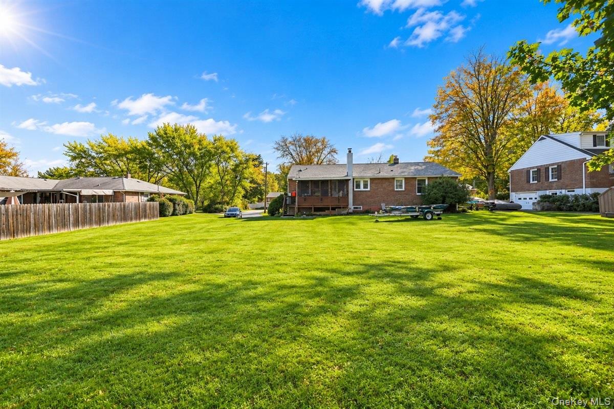 8 Mark Street – For Sale photo 16