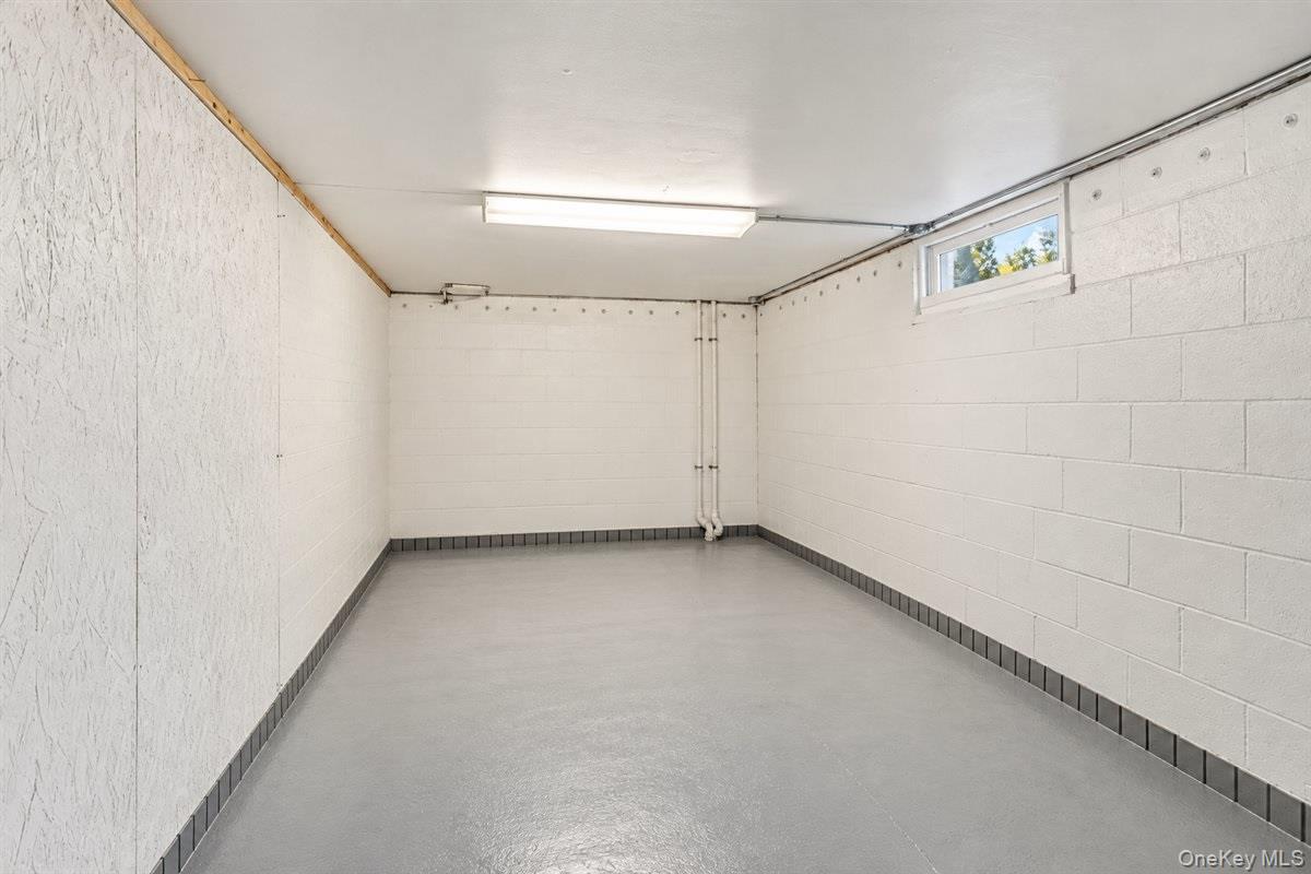8 Mark Street – For Sale photo 19