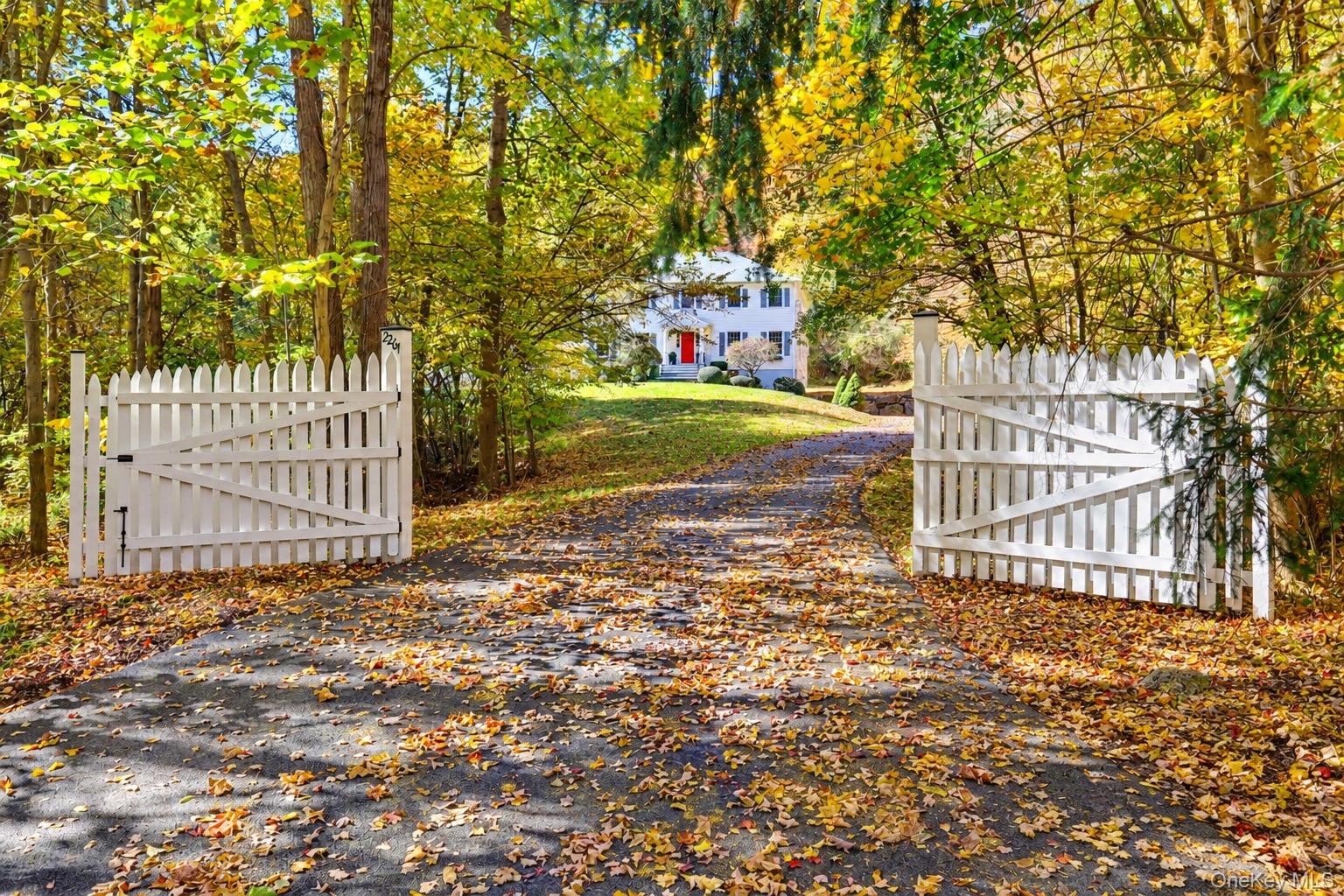 2261 Hunterbrook Road – For Sale