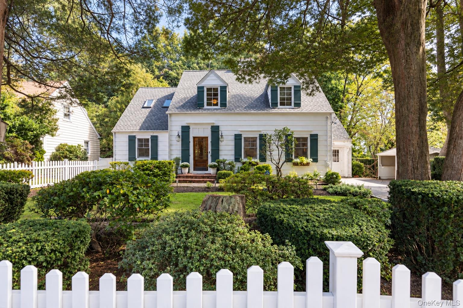 7 Knollwood Drive – For Sale