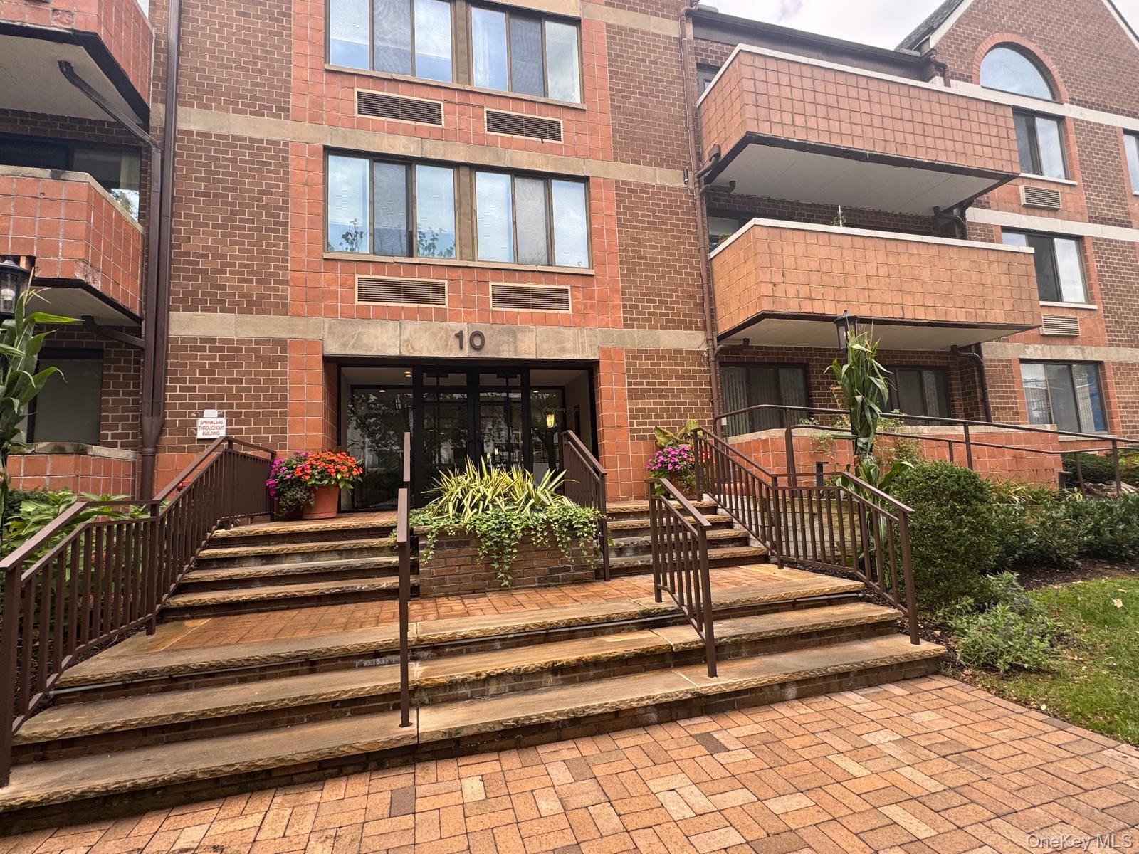 10 Canterbury Road, Unit 1B photo 2