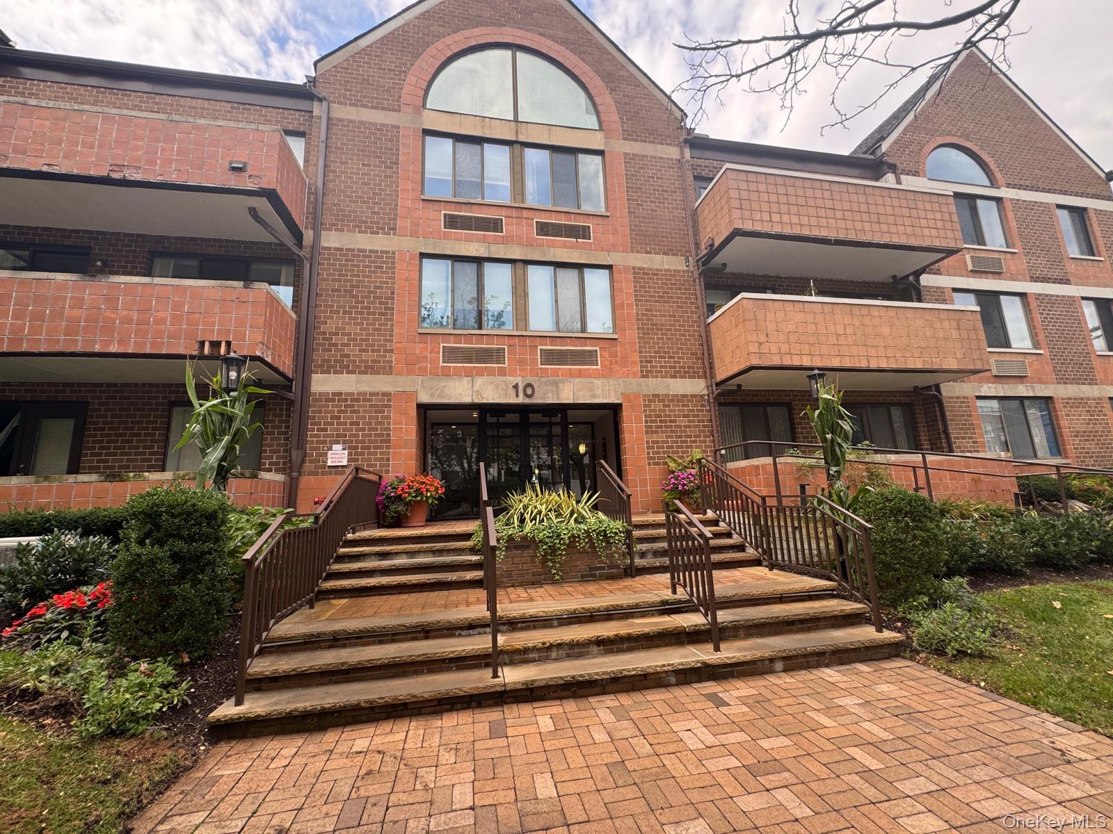 10 Canterbury Road, Unit 1B