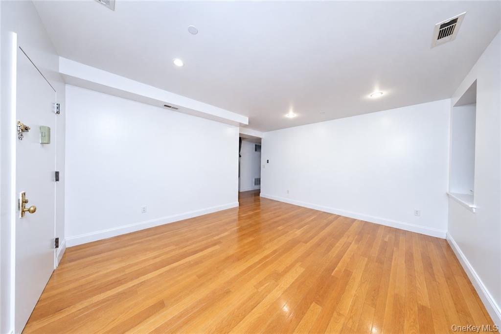 1764 E 19th Street, Unit 2B photo 6