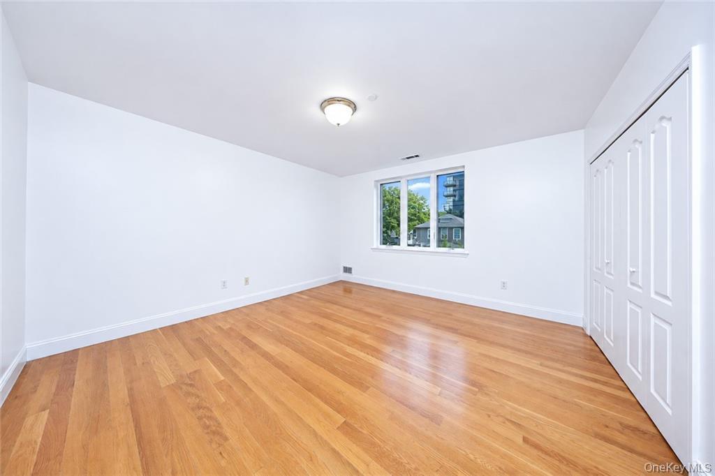1764 E 19th Street, Unit 2B photo 11
