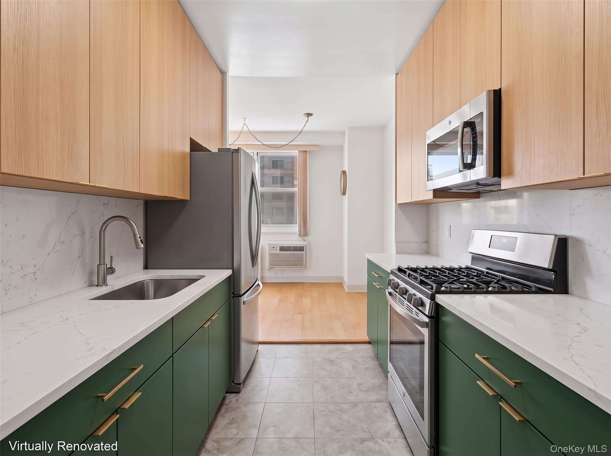 880 Boynton Avenue, Unit 9A photo 3