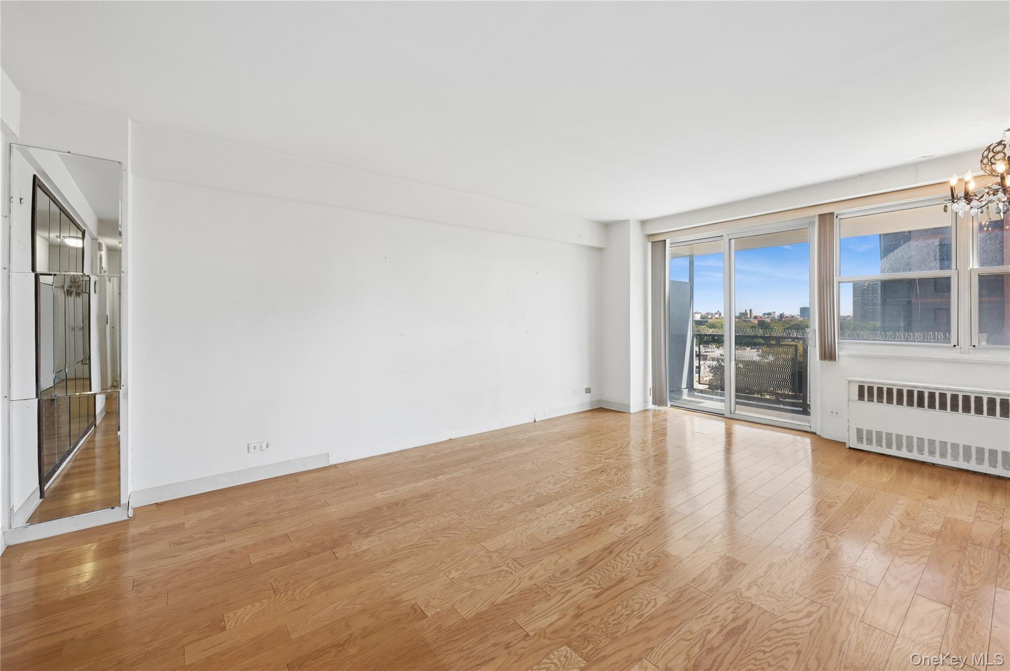 880 Boynton Avenue, Unit 9A photo 2