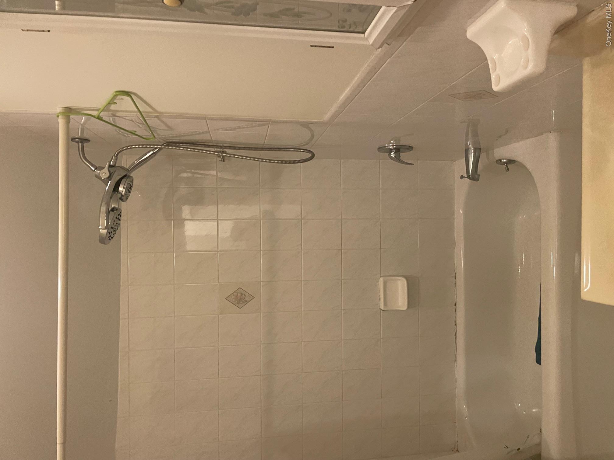 201 Butler Boulevard – For Rent photo 3