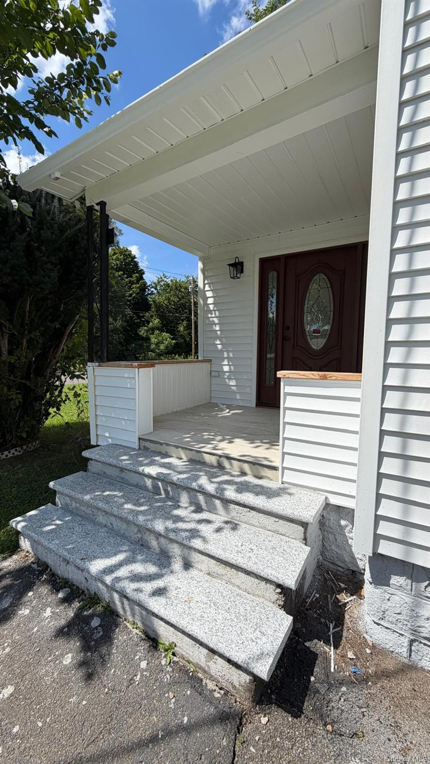 1709 Glenwood Rd – For Sale photo 2