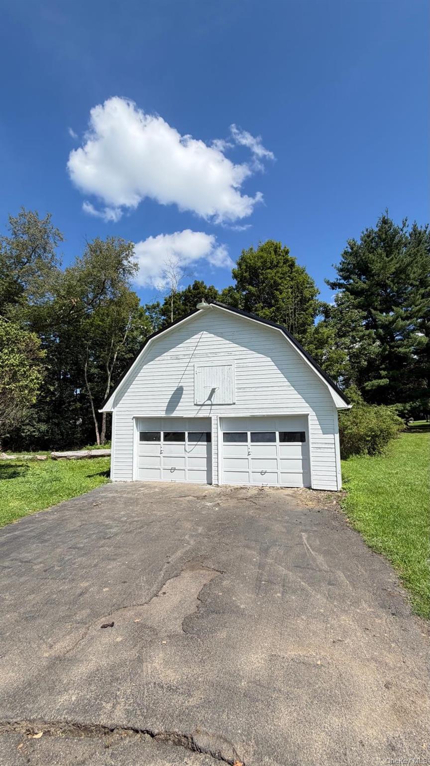 1709 Glenwood Rd – For Sale photo 7