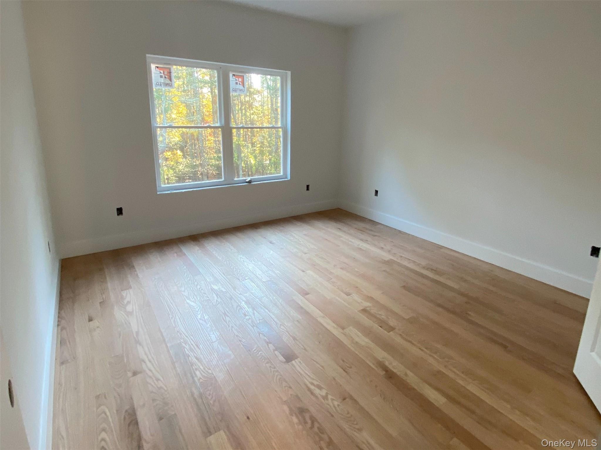 2 Dean Road – For Sale photo 7