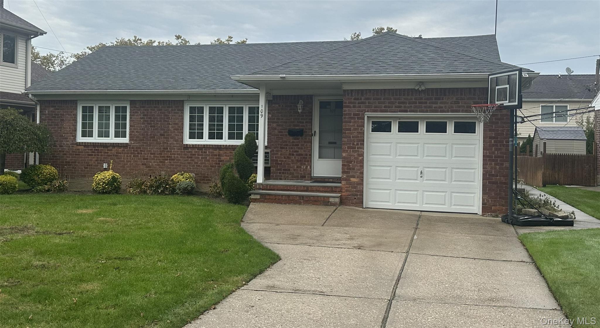 109 Elm Lane – For Rent photo 2