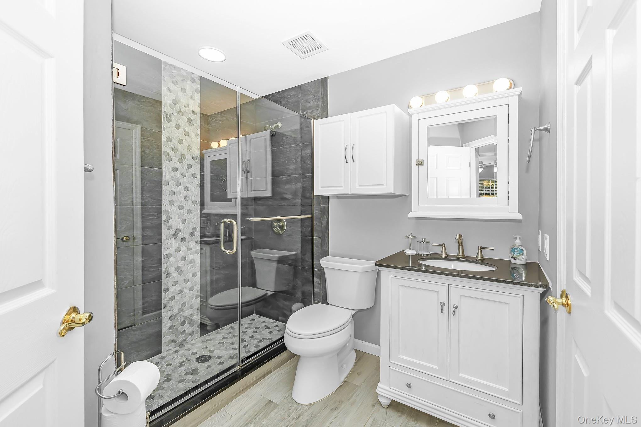 66 Kate Circle – For Sale photo 13