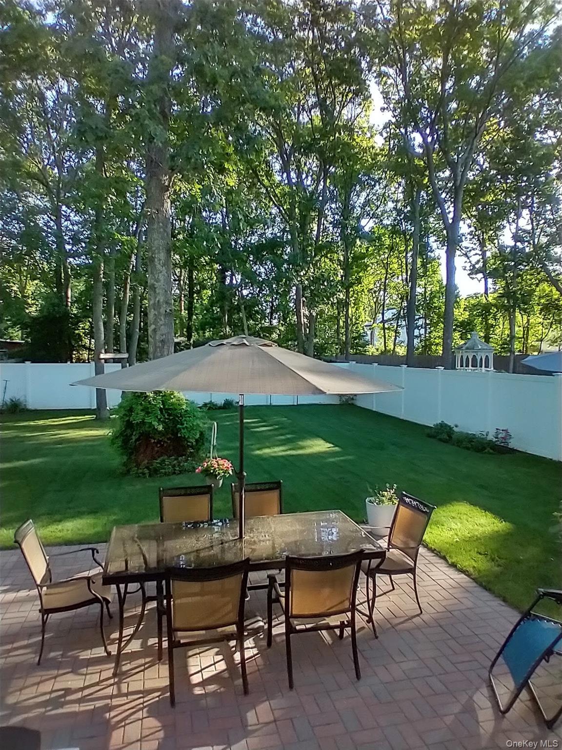 243 Wavecrest Drive – For Sale photo 15