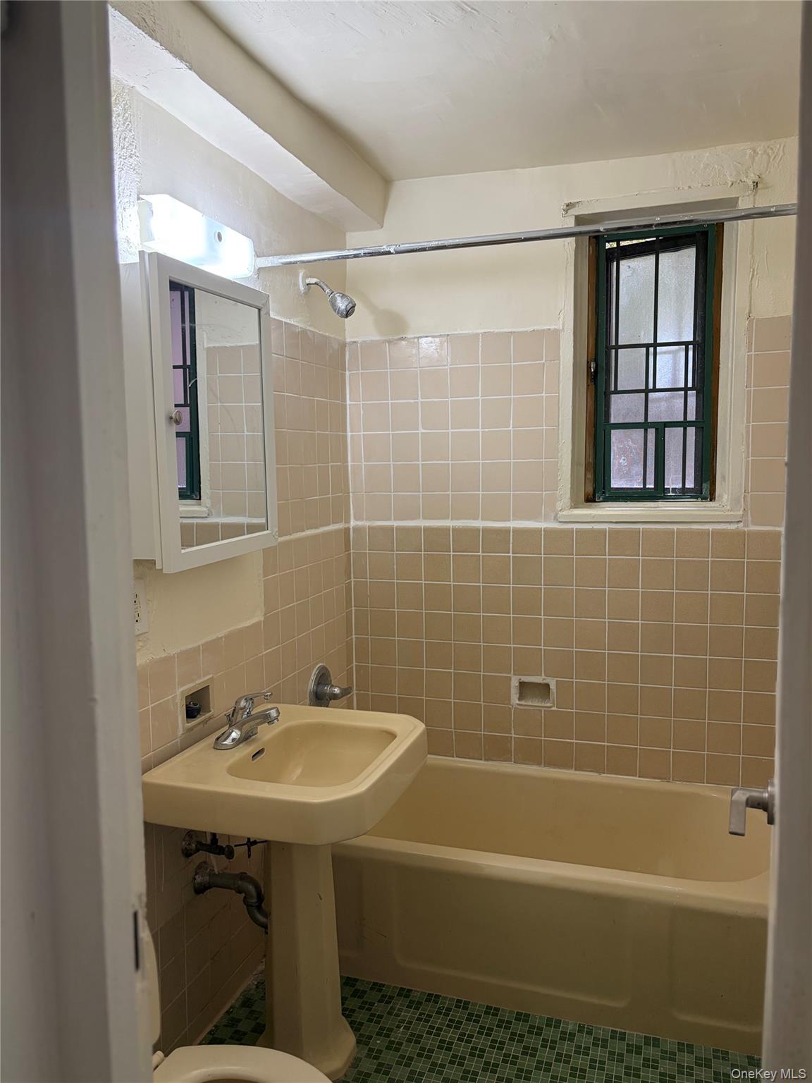 1563 Metropolitan Avenue, Unit ME photo 6