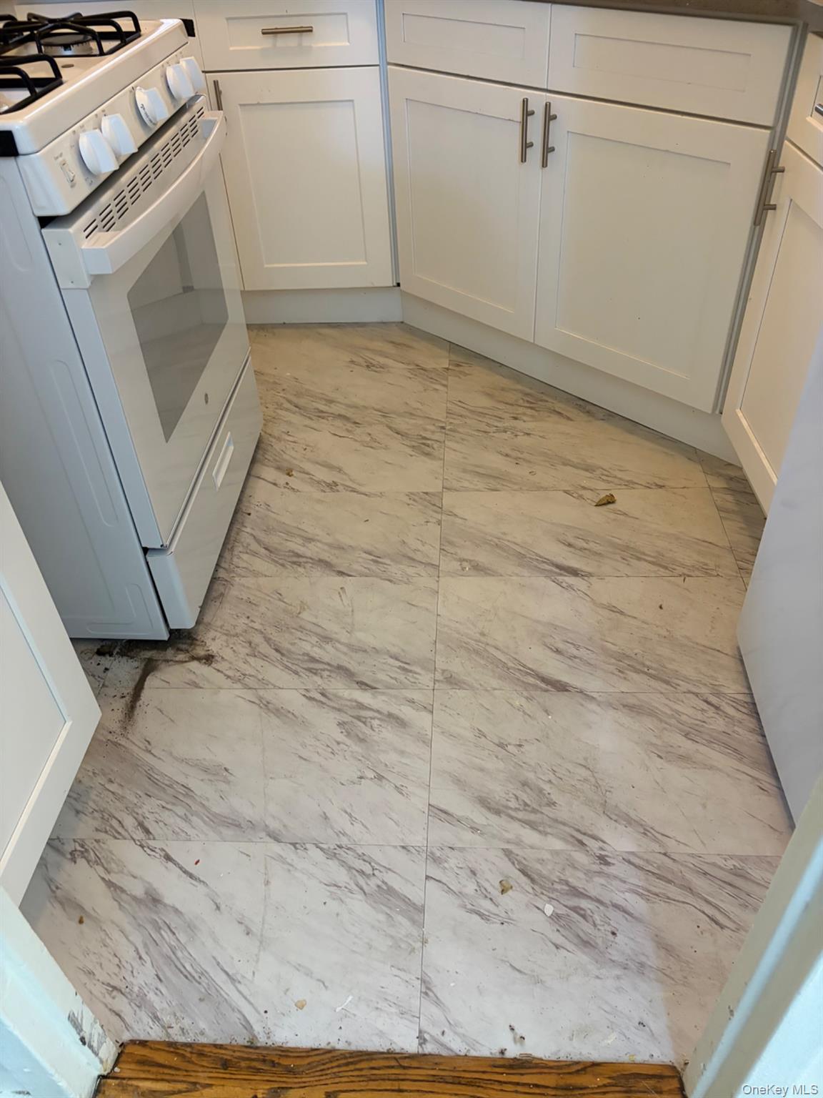 24 Metropolitan Oval, Unit 2D photo 2
