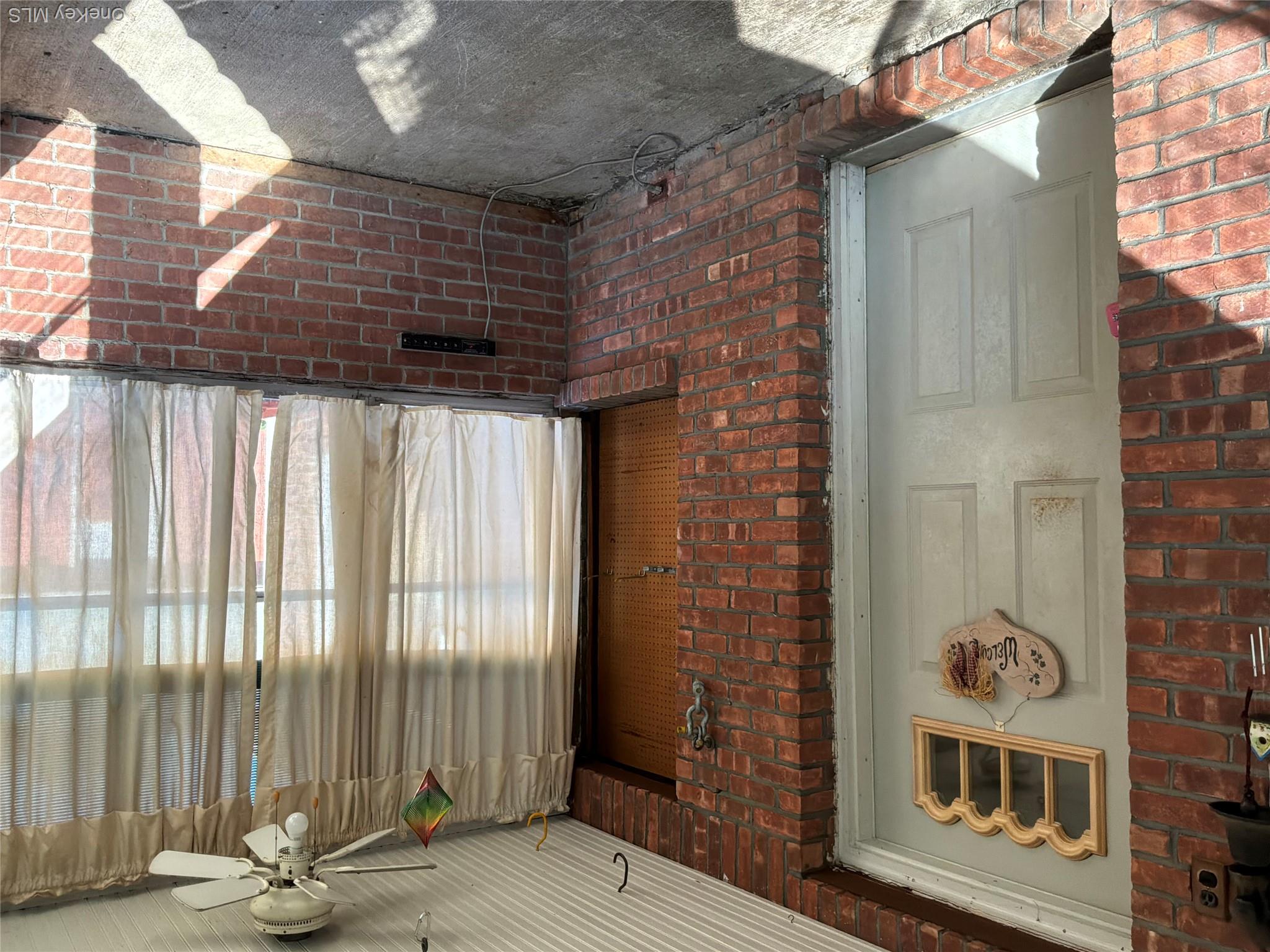 12 Gary Drive – For Sale photo 2