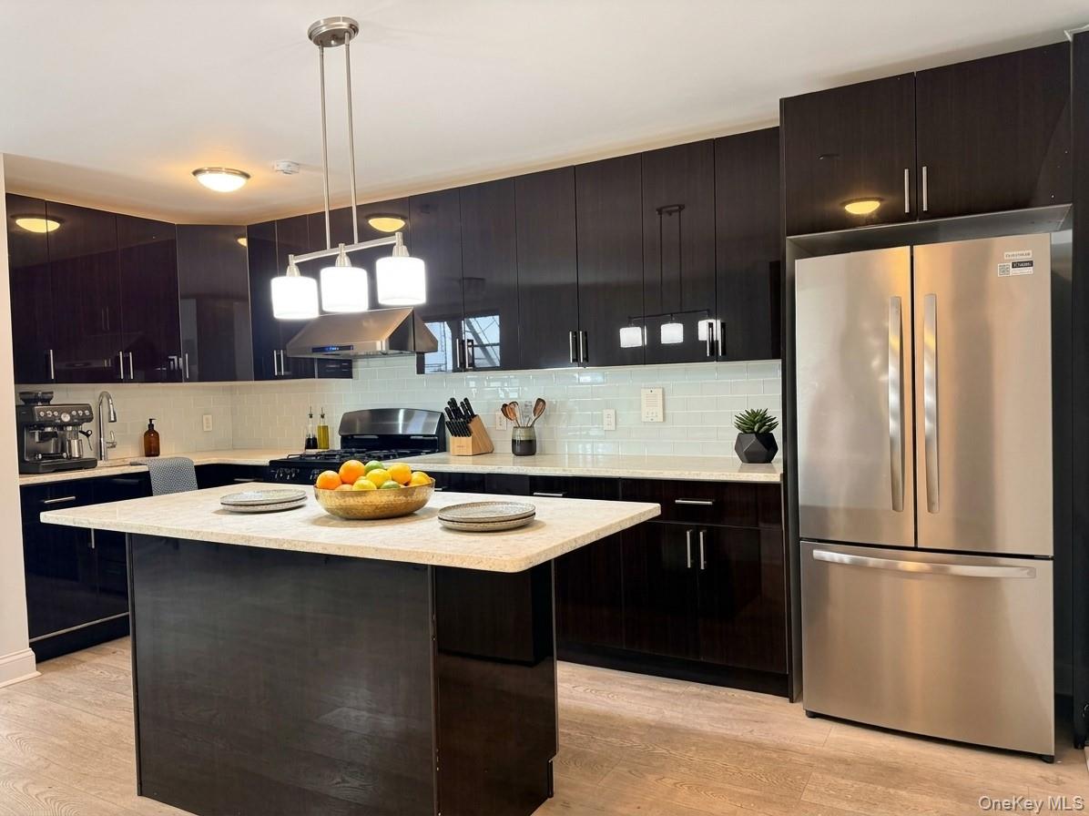 60-11 Broadway, Unit 5E photo 4