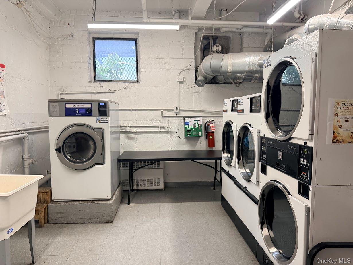 60-11 Broadway, Unit 5E photo 16