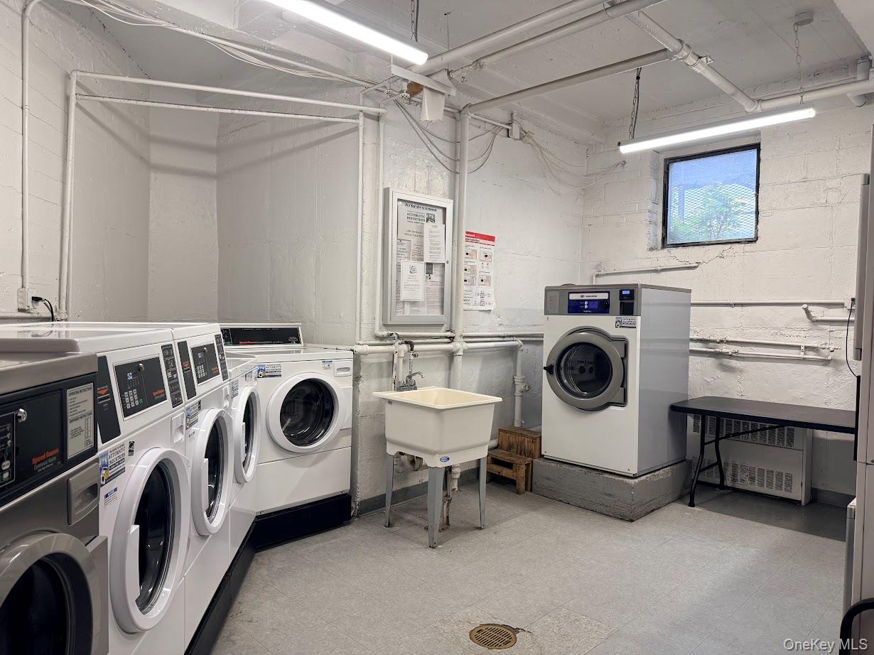 60-11 Broadway, Unit 5E photo 15