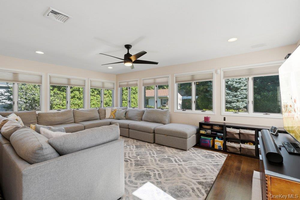 25 Beaumont Drive – For Sale photo 21