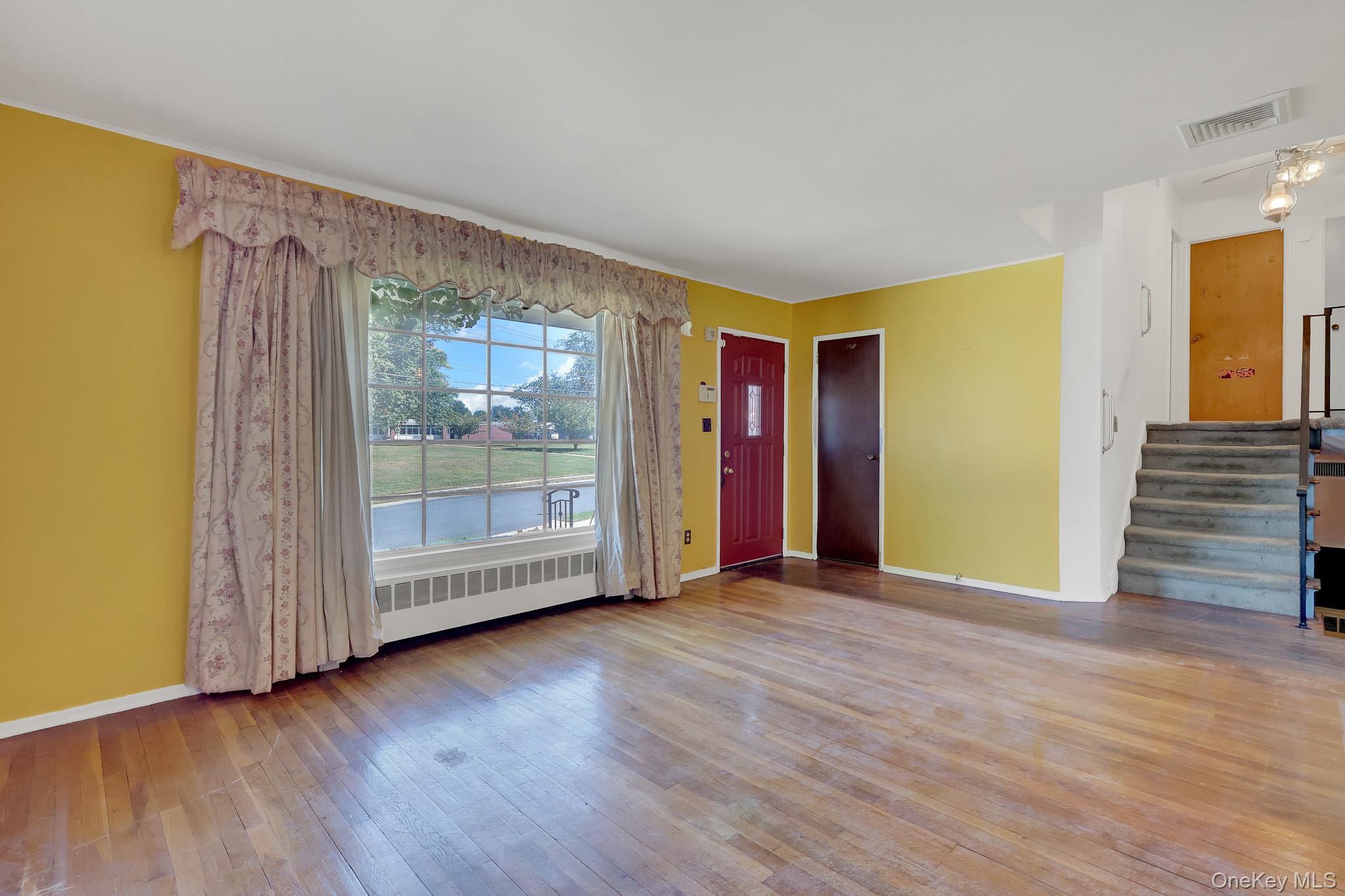 6 Barbara Lane – For Sale photo 8