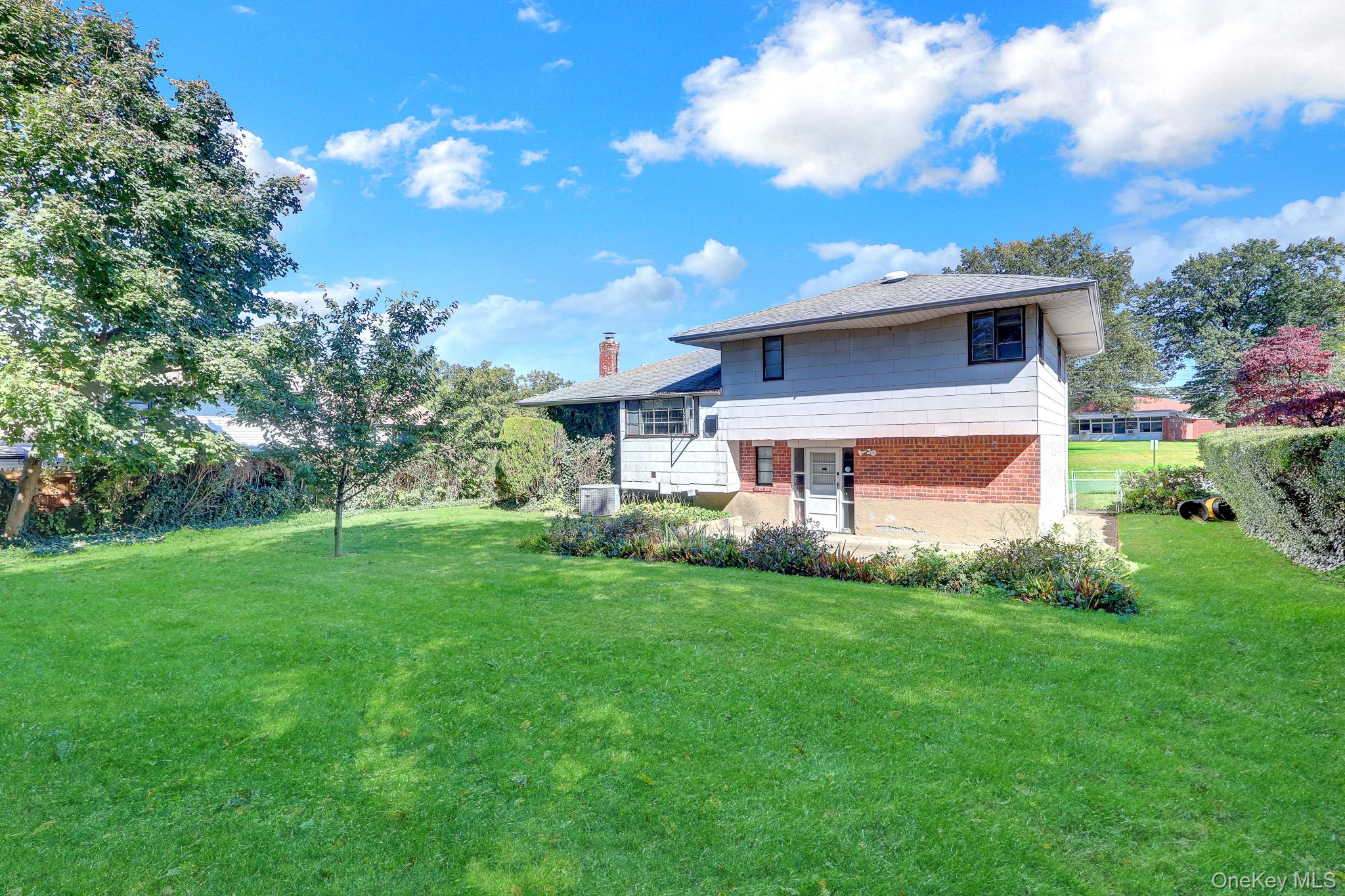 6 Barbara Lane – For Sale photo 5