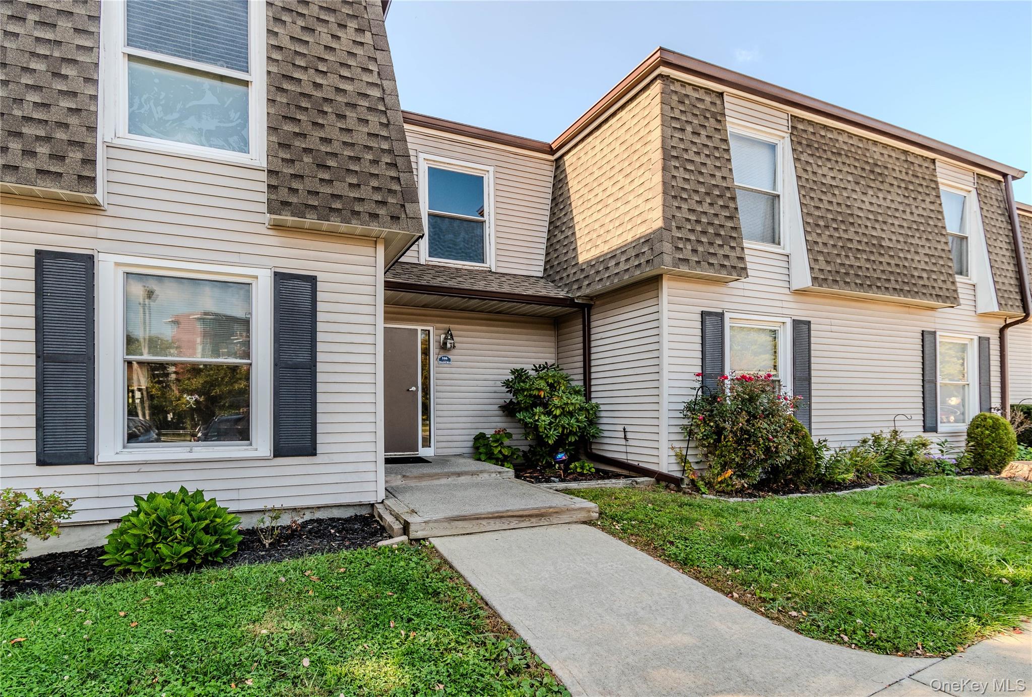 166 Rinaldi Boulevard, Unit A photo 22