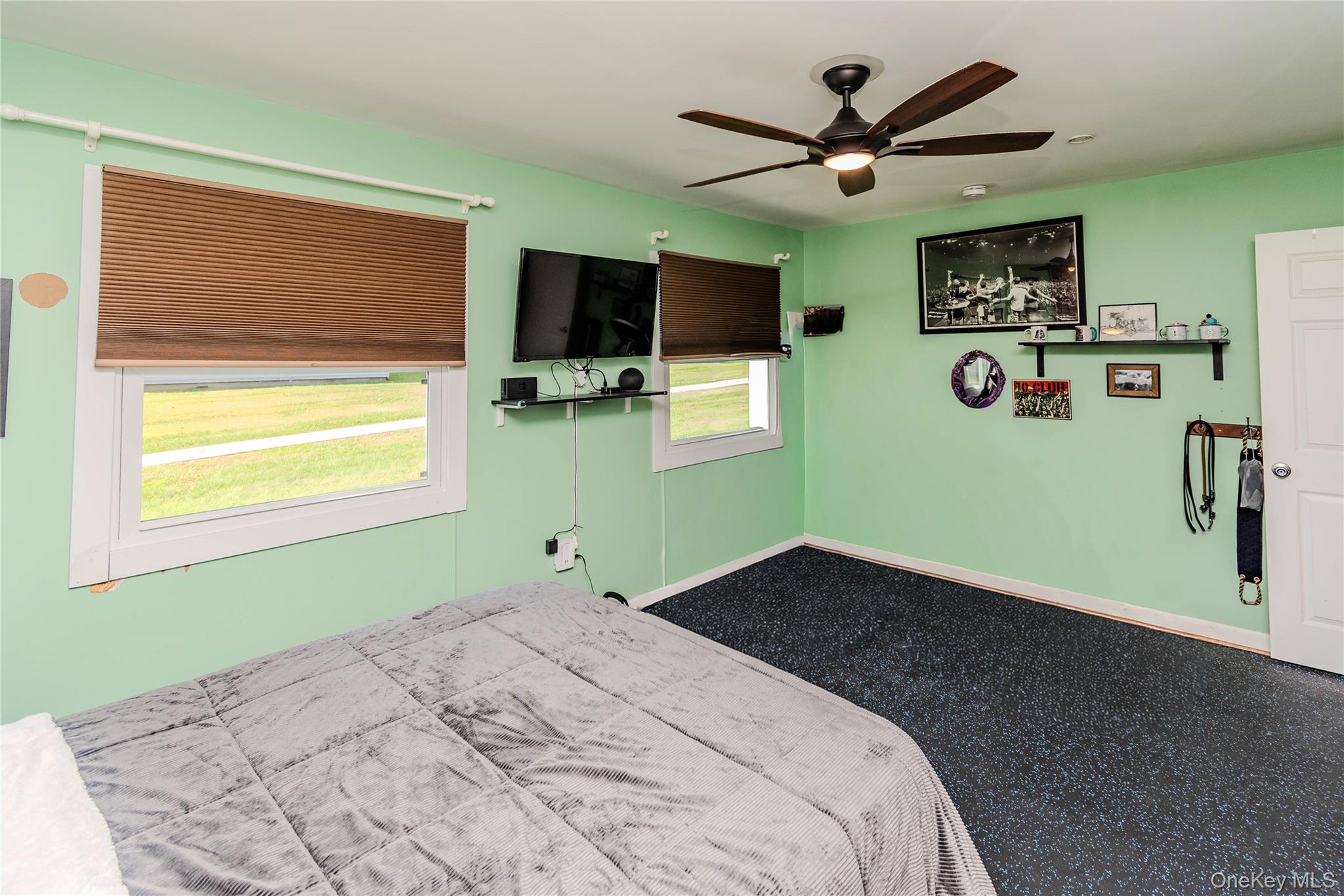 166 Rinaldi Boulevard, Unit A photo 15