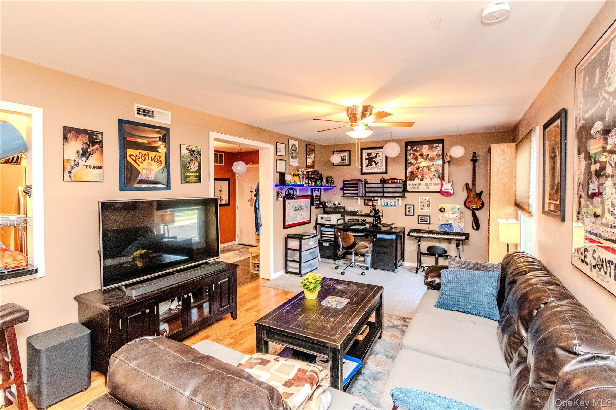 166 Rinaldi Boulevard, Unit A photo 7