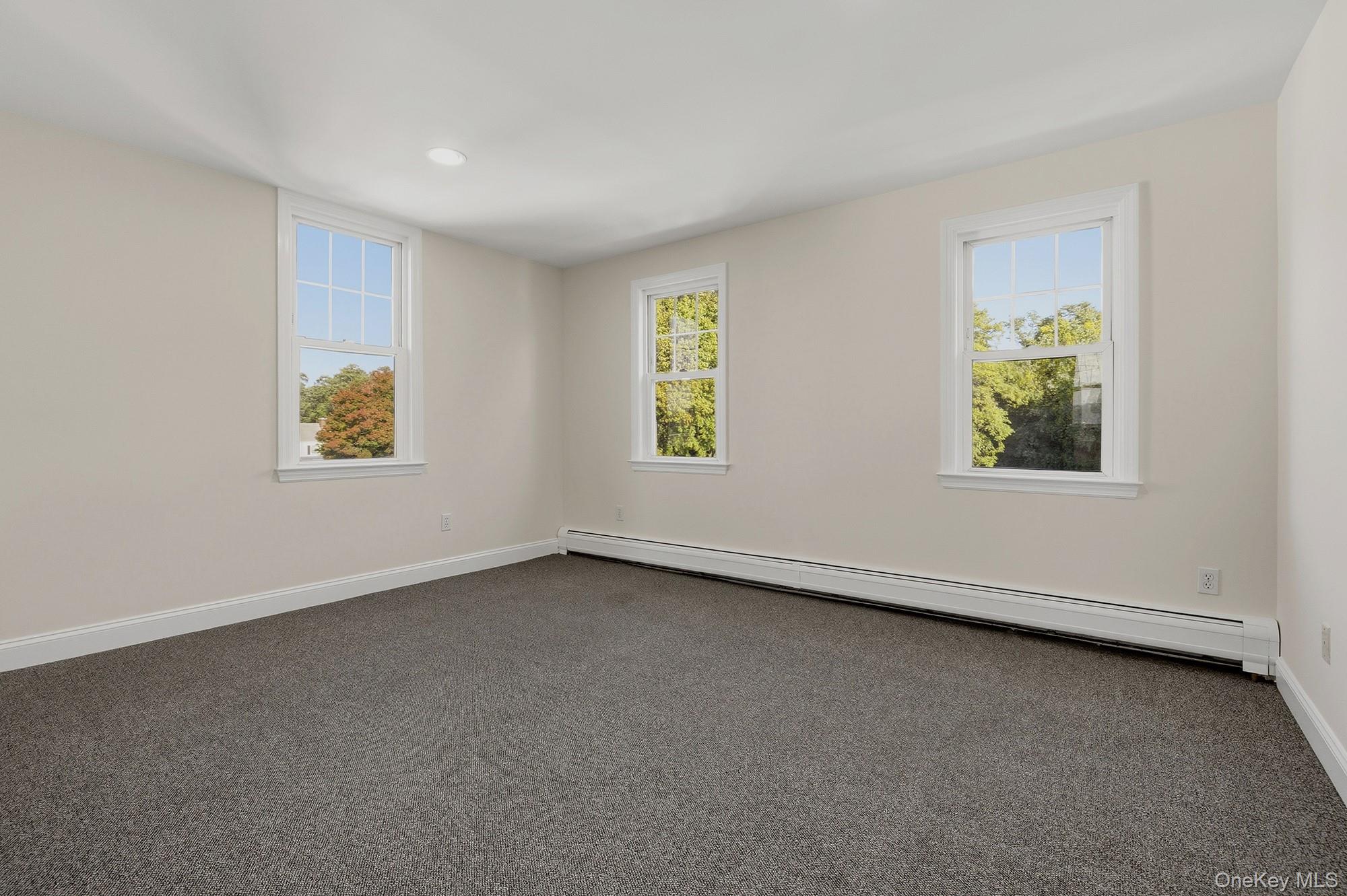 18 Woodside Avenue, Unit 3 photo 9