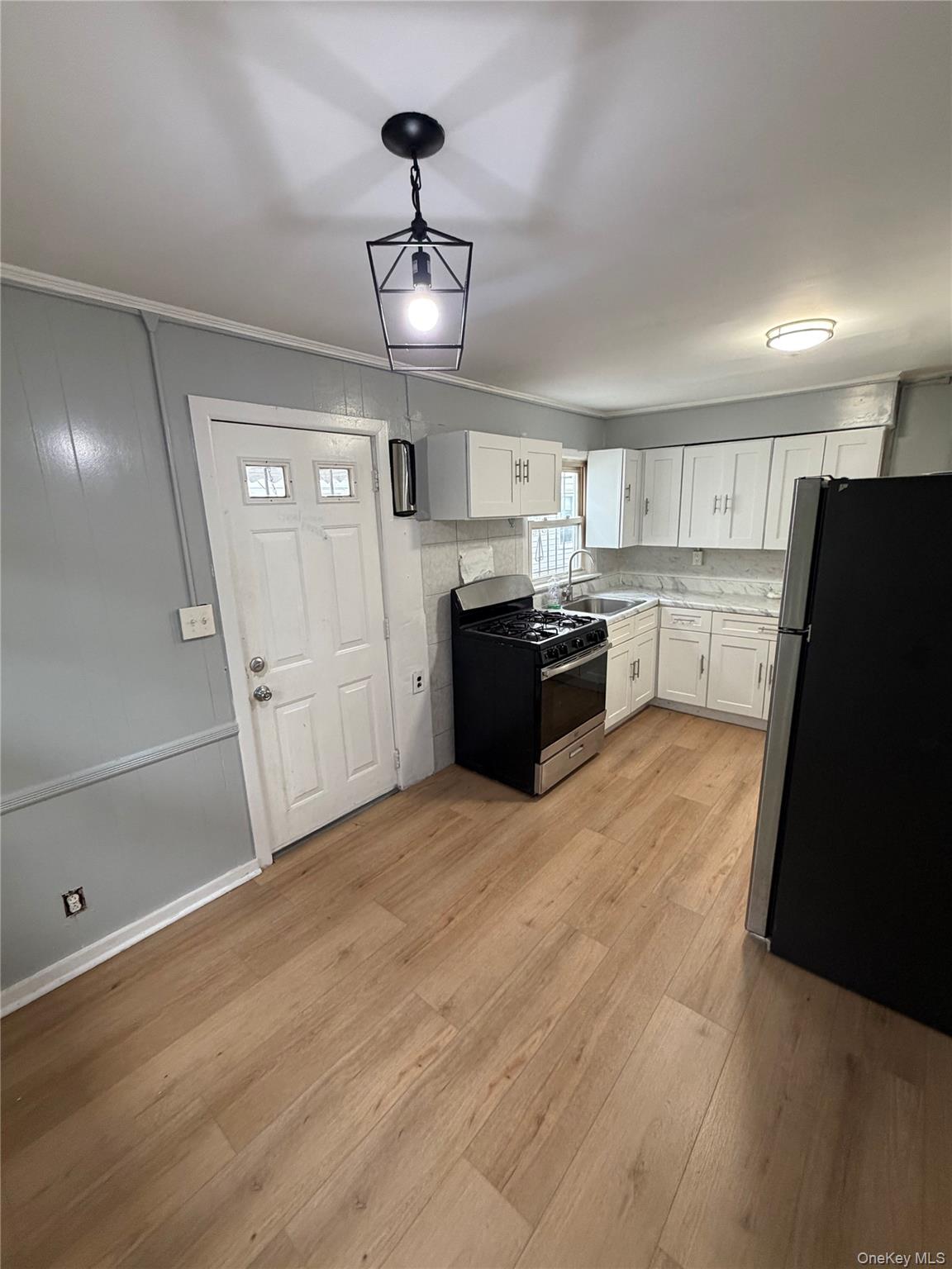 147-30 Huxley Street – For Rent photo 4