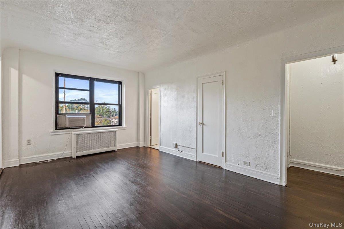 141 Woodmere Boulevard, Unit 3C photo 5