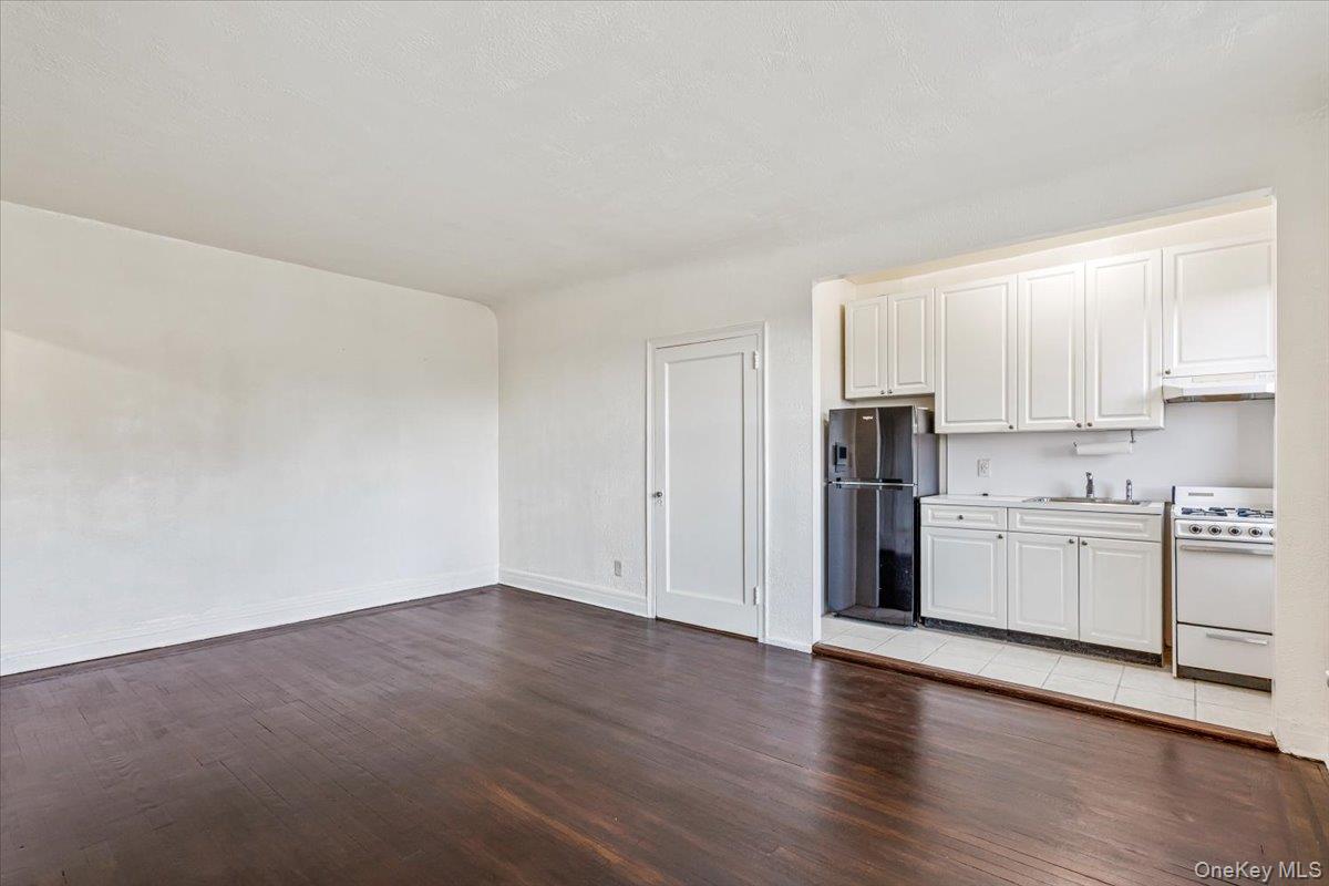 141 Woodmere Boulevard, Unit 3C photo 6