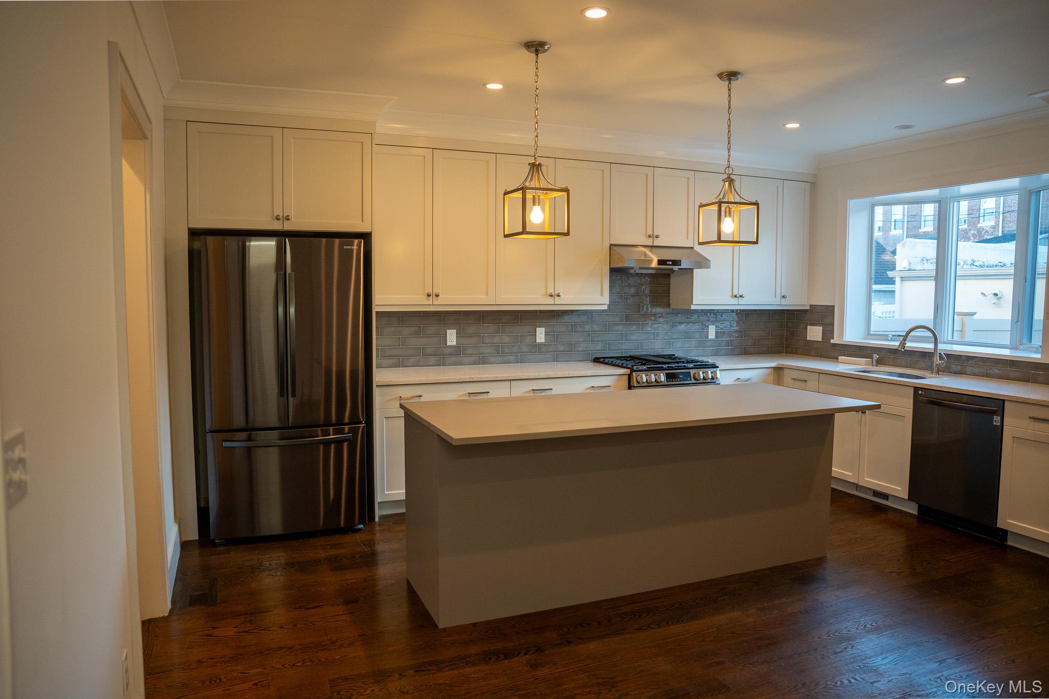 26 Pratt Street – For Sale photo 4
