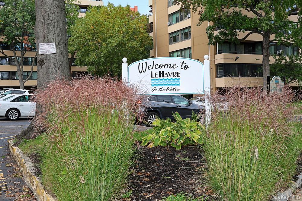 10-34 166th Street, Unit 9D photo 2