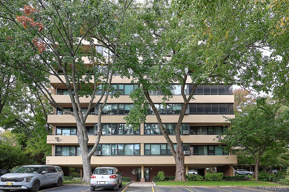 10-34 166th Street, Unit 9D photo 4